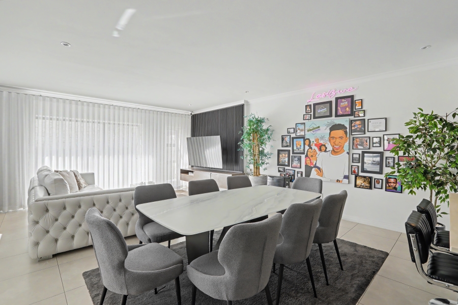 3 Bedroom Property for Sale in Bryanston Gauteng