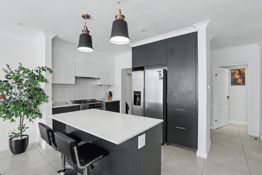 3 Bedroom Property for Sale in Bryanston Gauteng