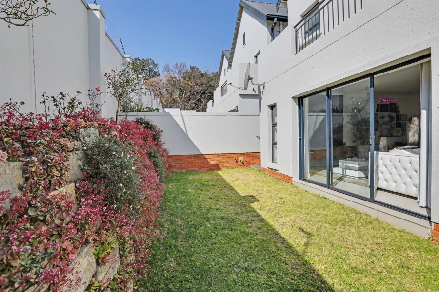 3 Bedroom Property for Sale in Bryanston Gauteng
