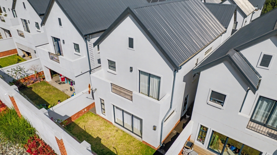 3 Bedroom Property for Sale in Bryanston Gauteng