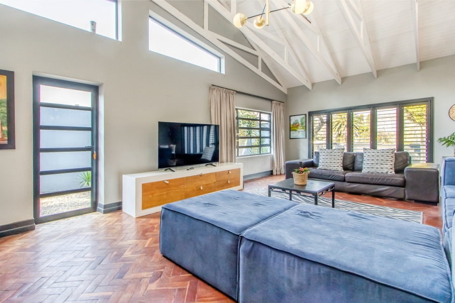 4 Bedroom Property for Sale in Linden Gauteng