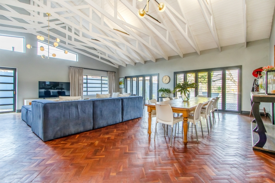 4 Bedroom Property for Sale in Linden Gauteng