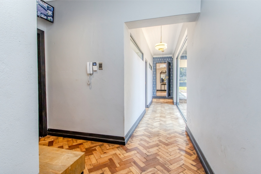 4 Bedroom Property for Sale in Linden Gauteng