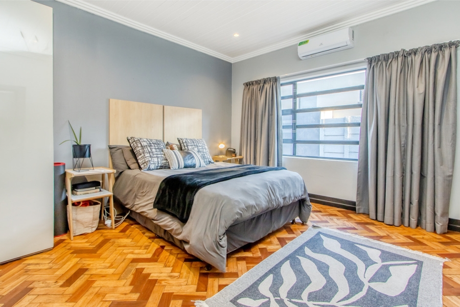 4 Bedroom Property for Sale in Linden Gauteng