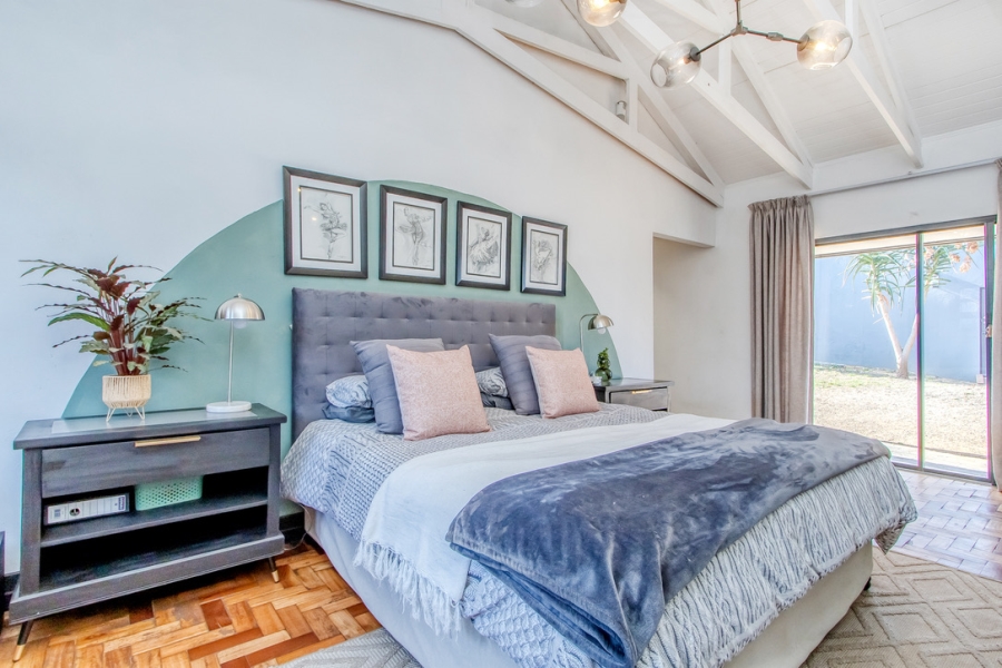 4 Bedroom Property for Sale in Linden Gauteng