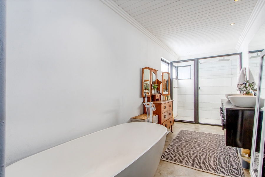 4 Bedroom Property for Sale in Linden Gauteng