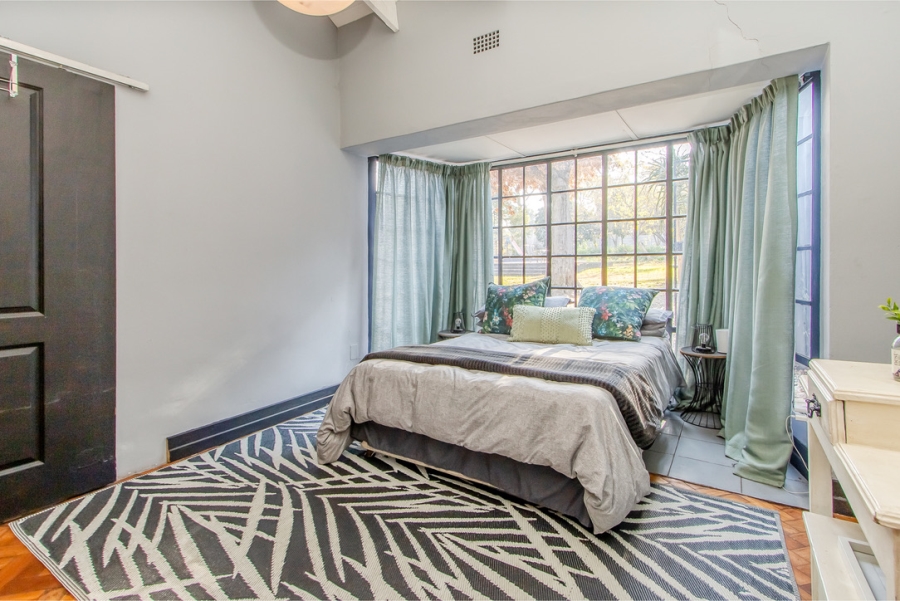 4 Bedroom Property for Sale in Linden Gauteng