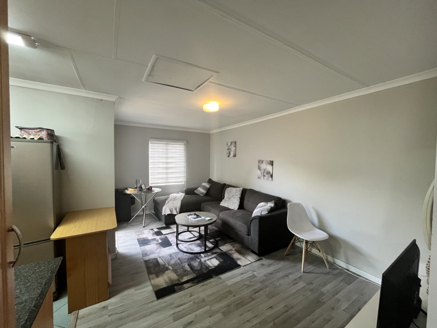 1 Bedroom Property for Sale in Moret Gauteng
