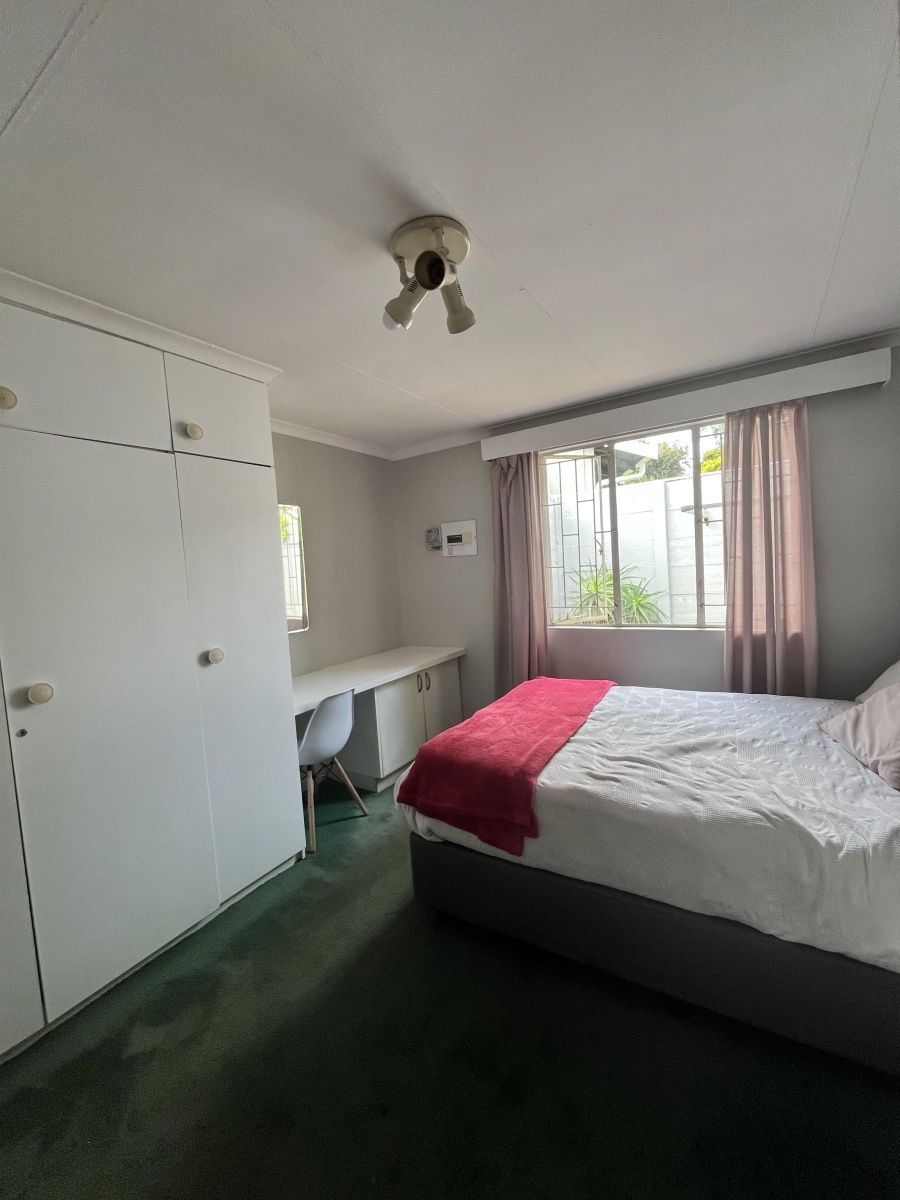 1 Bedroom Property for Sale in Moret Gauteng