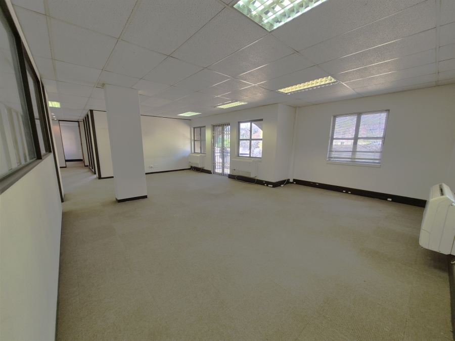 To Let Commercial Property for Rent in Hyde Park Gauteng