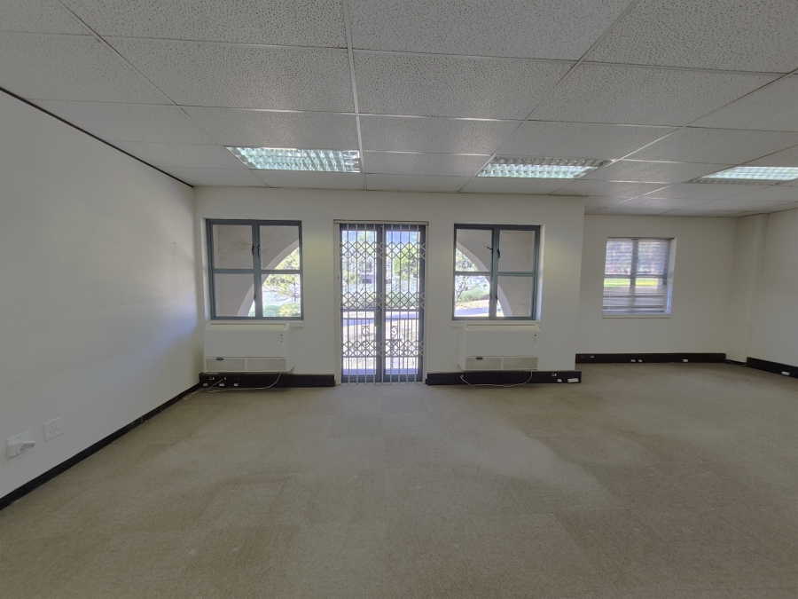 To Let Commercial Property for Rent in Hyde Park Gauteng