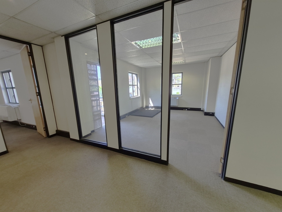 To Let Commercial Property for Rent in Hyde Park Gauteng