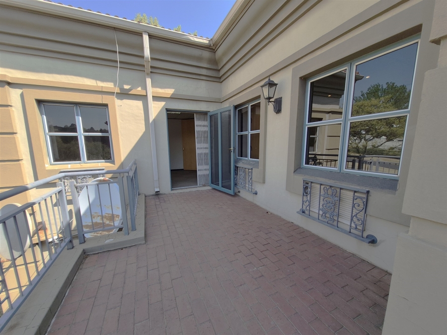 To Let Commercial Property for Rent in Hyde Park Gauteng