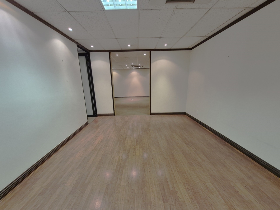 To Let Commercial Property for Rent in Hyde Park Gauteng