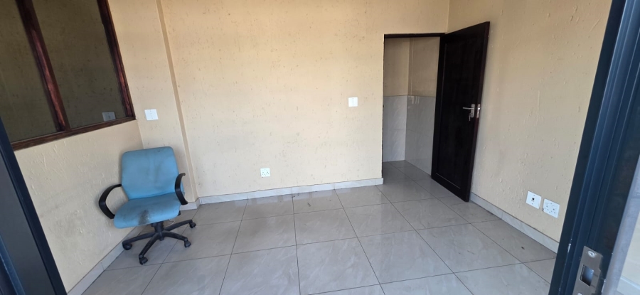To Let Commercial Property for Rent in Pomona Gauteng