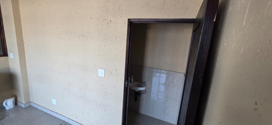 To Let Commercial Property for Rent in Pomona Gauteng