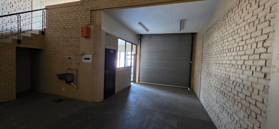 To Let Commercial Property for Rent in Pomona Gauteng