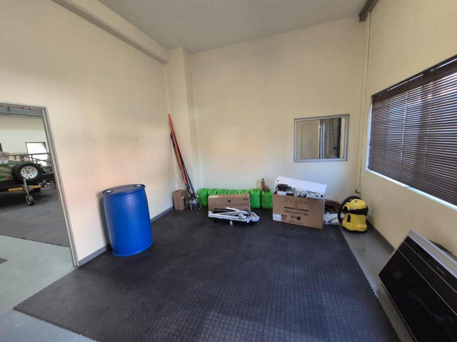 To Let Commercial Property for Rent in Hennopspark Gauteng