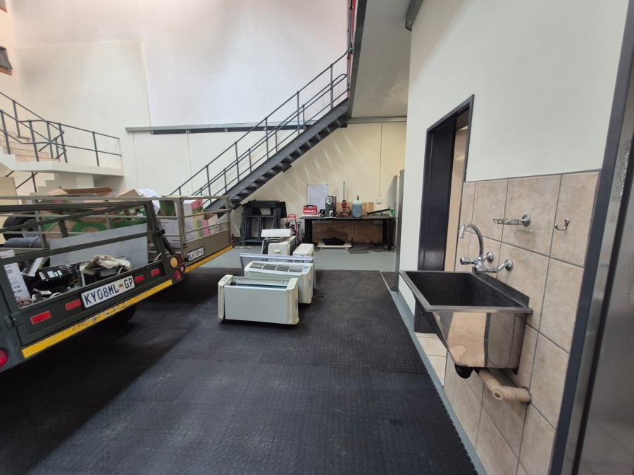 To Let Commercial Property for Rent in Hennopspark Gauteng