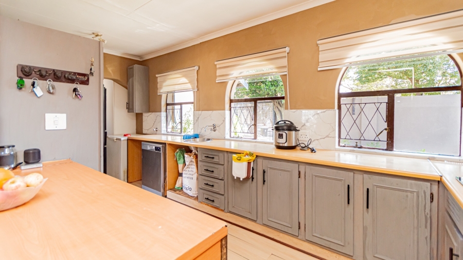 4 Bedroom Property for Sale in Albertsdal Gauteng