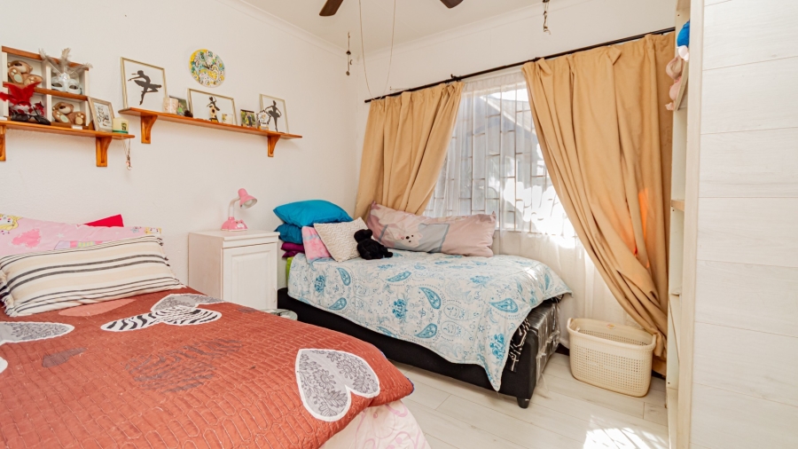 4 Bedroom Property for Sale in Albertsdal Gauteng