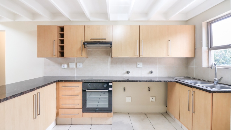 2 Bedroom Property for Sale in Lonehill Gauteng