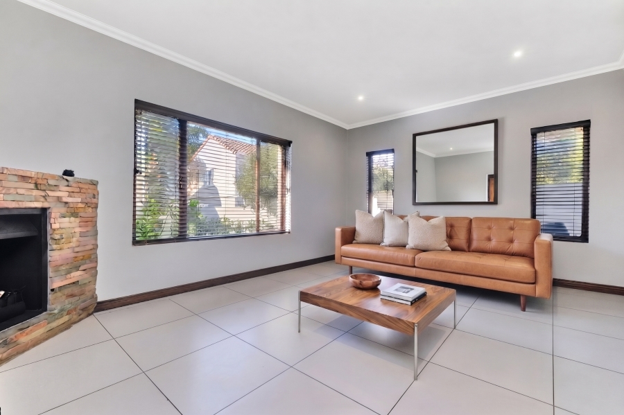 4 Bedroom Property for Sale in Broadacres Gauteng
