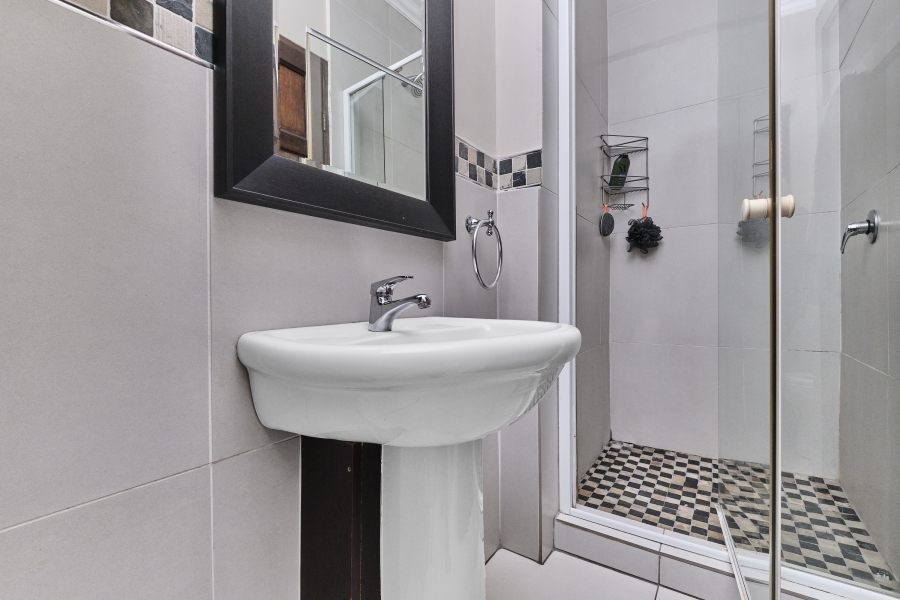 4 Bedroom Property for Sale in Broadacres Gauteng