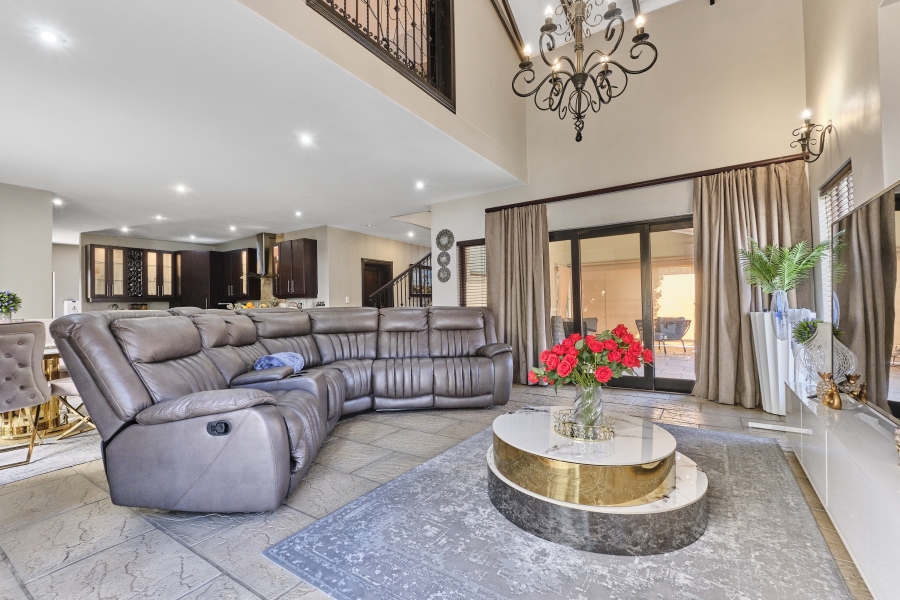 3 Bedroom Property for Sale in Broadacres Gauteng