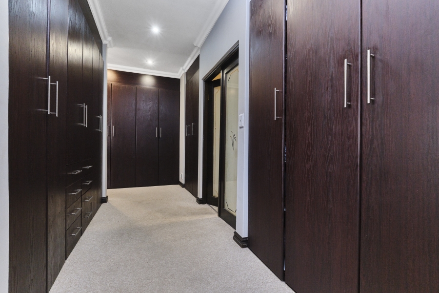 3 Bedroom Property for Sale in Broadacres Gauteng