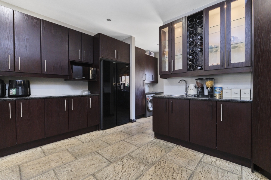 3 Bedroom Property for Sale in Broadacres Gauteng