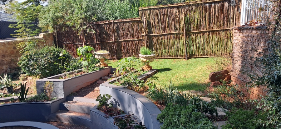 To Let 3 Bedroom Property for Rent in Roodekrans Gauteng