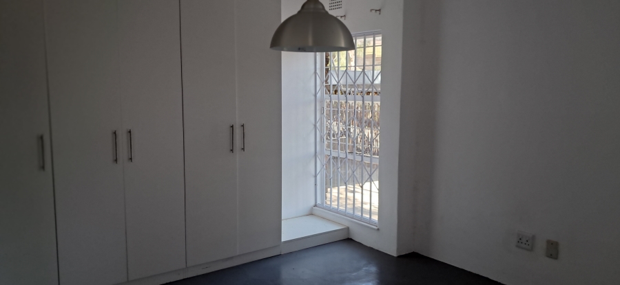 To Let 3 Bedroom Property for Rent in Roodekrans Gauteng