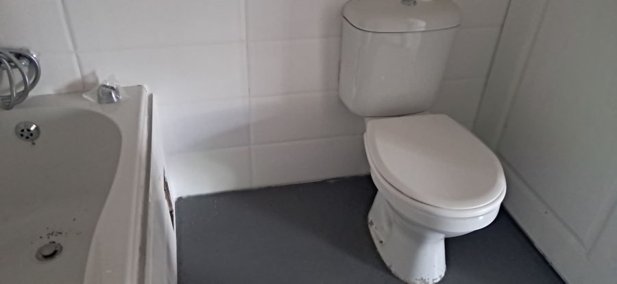 To Let 3 Bedroom Property for Rent in Roodekrans Gauteng