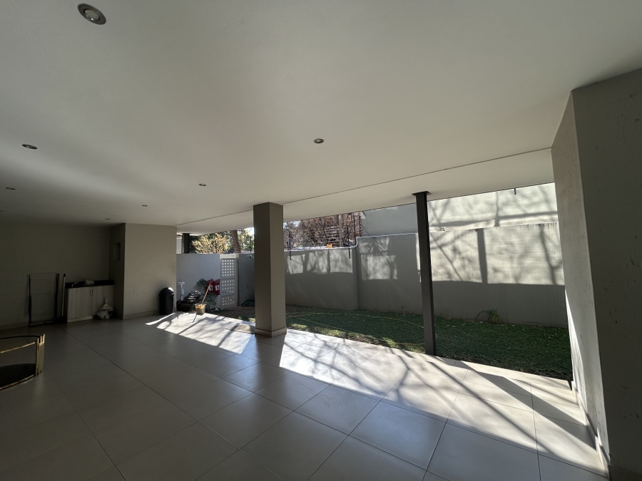 2 Bedroom Property for Sale in Rivonia Gauteng
