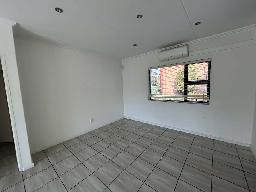 To Let 2 Bedroom Property for Rent in Edenburg Gauteng