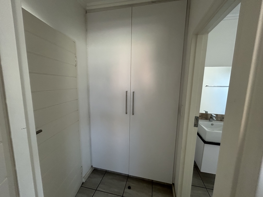 To Let 2 Bedroom Property for Rent in Edenburg Gauteng