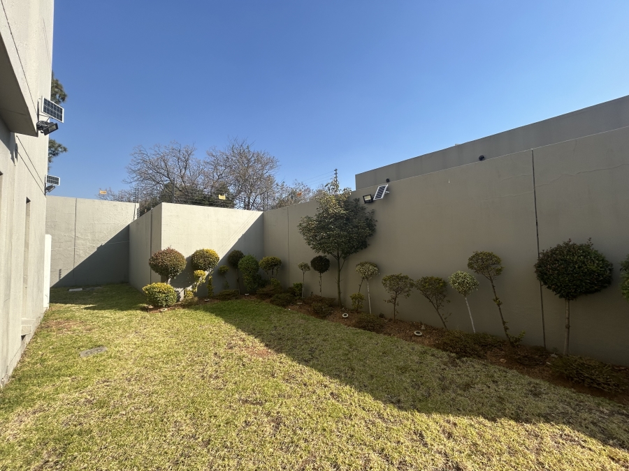 To Let 2 Bedroom Property for Rent in Edenburg Gauteng