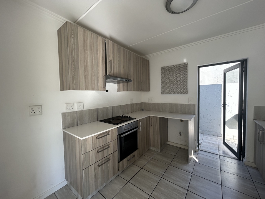 To Let 2 Bedroom Property for Rent in Edenburg Gauteng