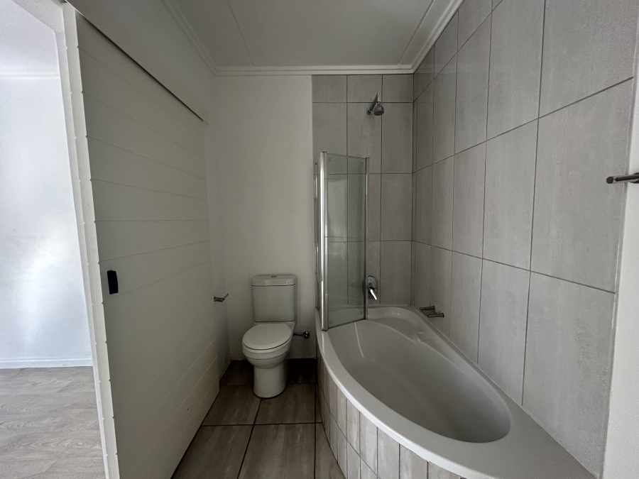 To Let 2 Bedroom Property for Rent in Edenburg Gauteng