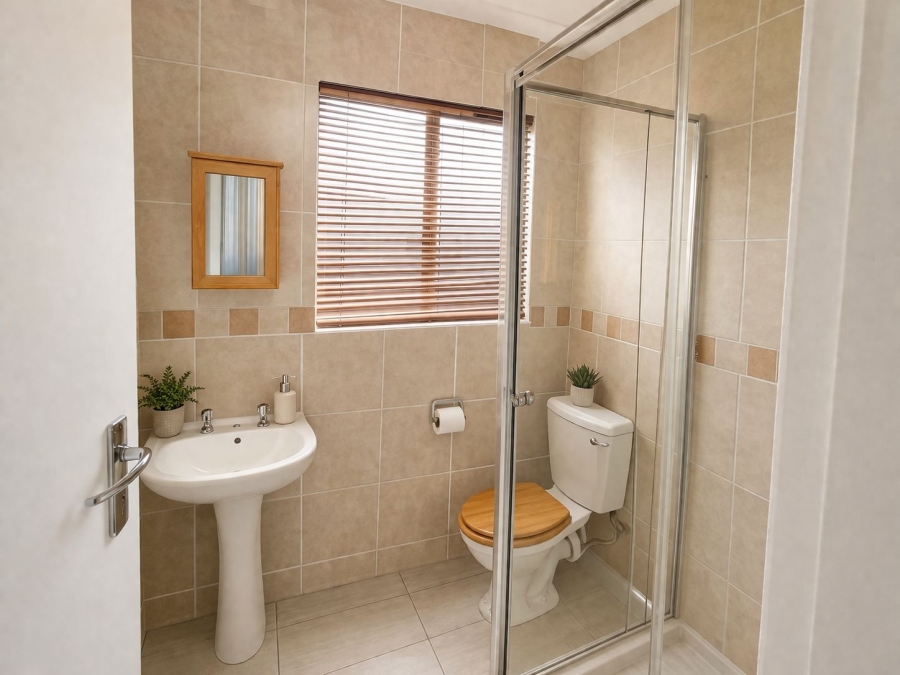 To Let 2 Bedroom Property for Rent in North Riding Gauteng