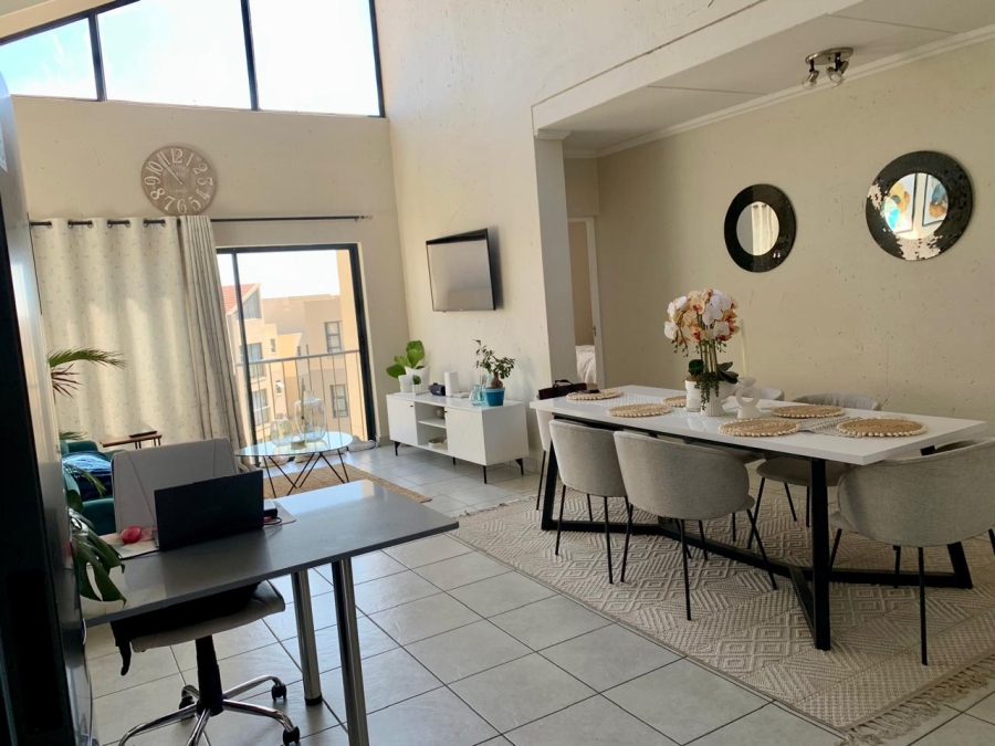 To Let 2 Bedroom Property for Rent in Beverley Gauteng