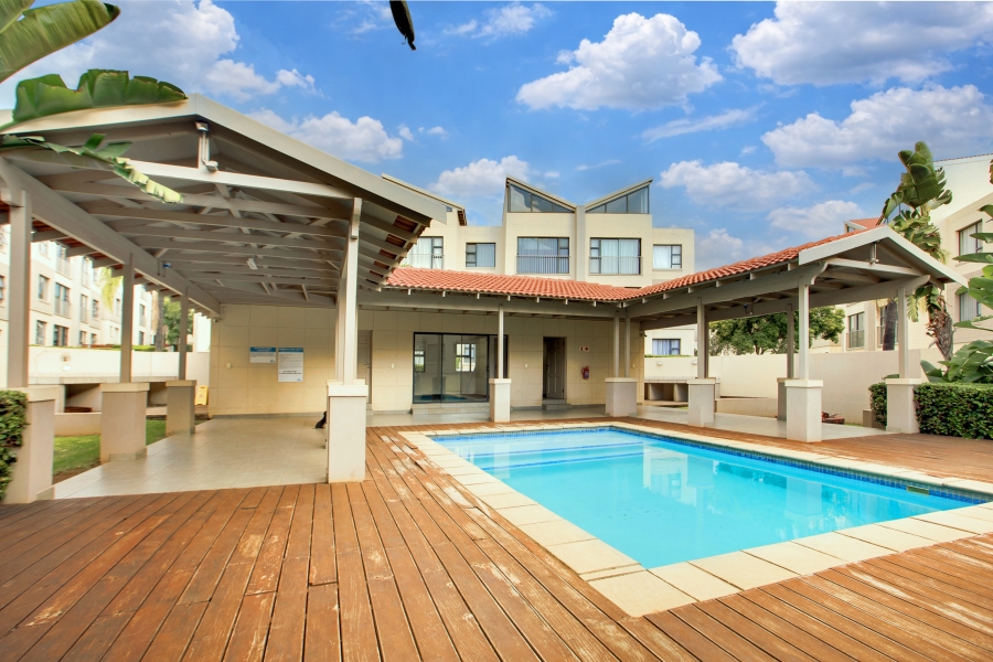 To Let 2 Bedroom Property for Rent in Beverley Gauteng