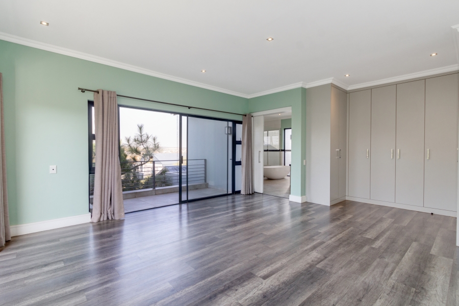 4 Bedroom Property for Sale in Helderfontein Estate Gauteng