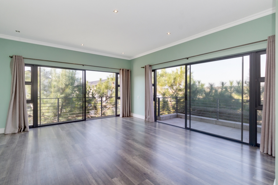 4 Bedroom Property for Sale in Helderfontein Estate Gauteng