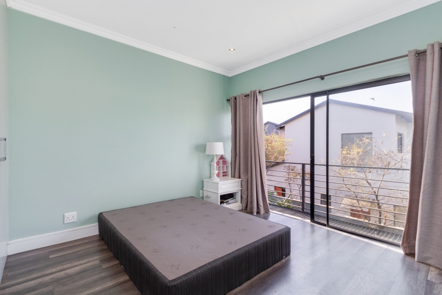 4 Bedroom Property for Sale in Helderfontein Estate Gauteng