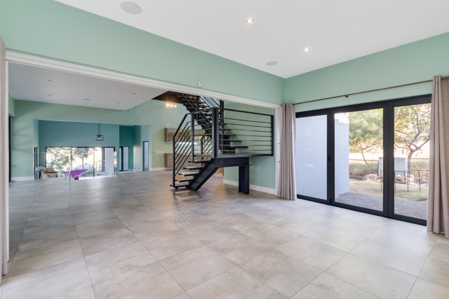 4 Bedroom Property for Sale in Helderfontein Estate Gauteng