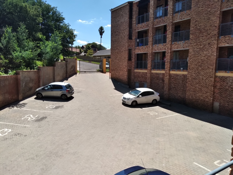 To Let 2 Bedroom Property for Rent in Discovery Gauteng