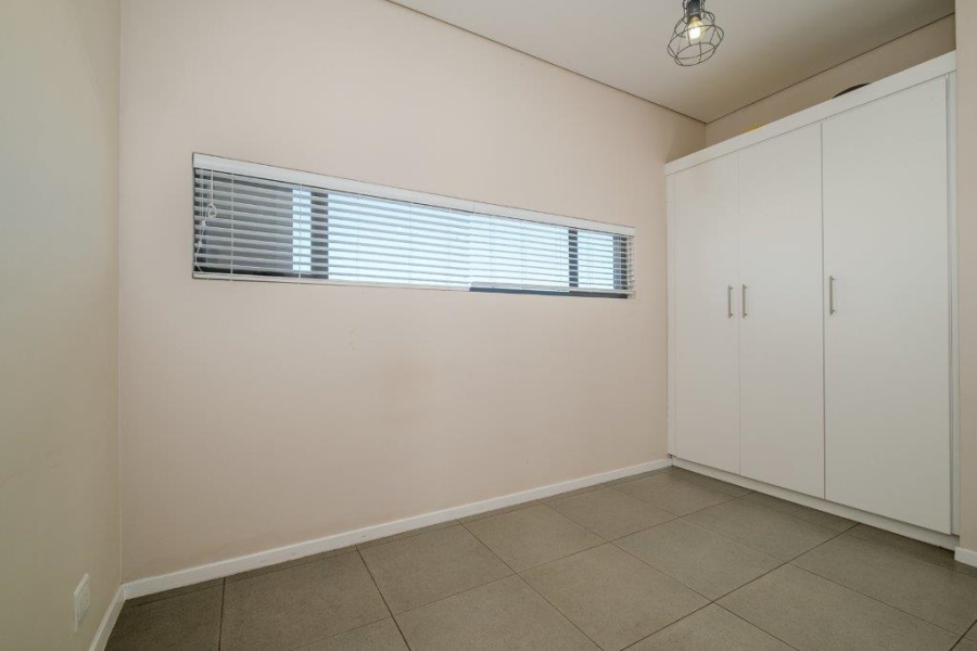 2 Bedroom Property for Sale in Linden Gauteng