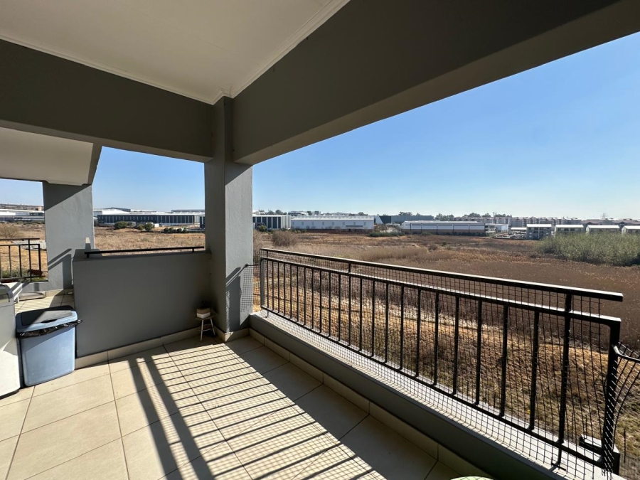1 Bedroom Property for Sale in Modderfontein Gauteng